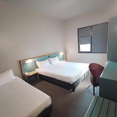 Stay Hotel 3*