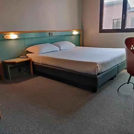 Stay Hotel Hotel